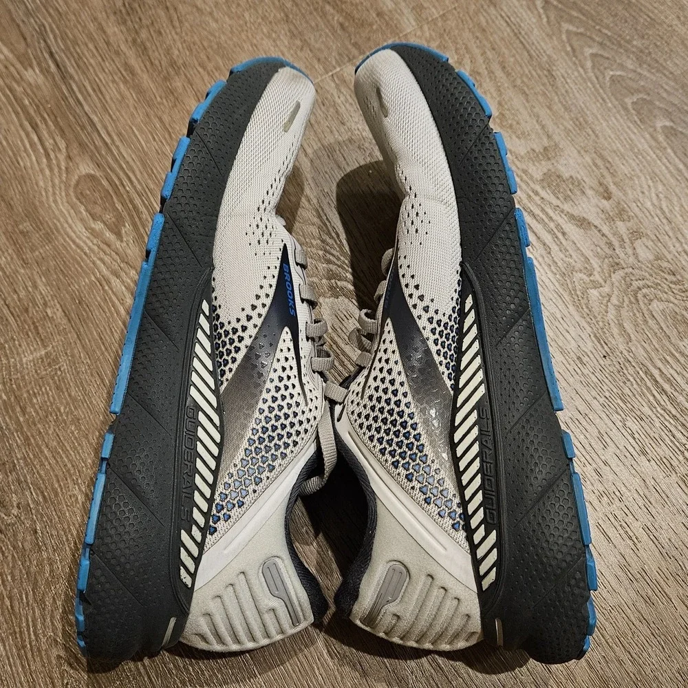 Brooks adrenaline gts